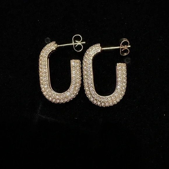 Oval Pavé Hoop - Picture 3 of 3